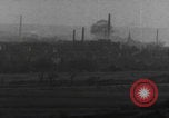 Standbild Volkenrath Deutschland Panzer feuern Zweiter Weltkrieg Volkenrath Deutschland, 1944, aus Sekunde 38 historischem Filmmaterial Videoclip 65675080033