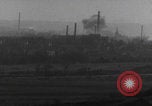 Standbild Volkenrath Deutschland Panzer feuern Zweiter Weltkrieg Volkenrath Deutschland, 1944, aus Sekunde 40 historischem Filmmaterial Videoclip 65675080033