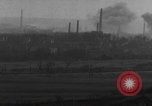 Standbild Volkenrath Deutschland Panzer feuern Zweiter Weltkrieg Volkenrath Deutschland, 1944, aus Sekunde 54 historischem Filmmaterial Videoclip 65675080033