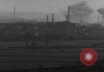 Standbild Volkenrath Deutschland Panzer feuern Zweiter Weltkrieg Volkenrath Deutschland, 1944, aus Sekunde 55 historischem Filmmaterial Videoclip 65675080033