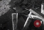 Standbild Tot US-Soldat Volkenrath Deutschland Zweiter Weltkrieg Volkenrath Deutschland, 1944, aus Sekunde 33 historischem Filmmaterial Videoclip 65675080034