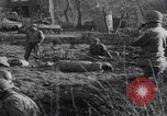 Immagine di US mortaio squads sparando Germania Germania, 1944, secondo 16 filmato di repertorio 65675080037