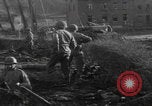 Immagine di US mortaio squads sparando Germania Germania, 1944, secondo 24 filmato di repertorio 65675080037