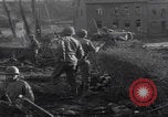 Immagine di US mortaio squads sparando Germania Germania, 1944, secondo 25 filmato di repertorio 65675080037