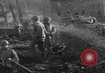 Immagine di US mortaio squads sparando Germania Germania, 1944, secondo 28 filmato di repertorio 65675080037