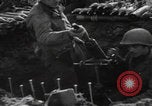 Immagine di US mortaio squads sparando Germania Germania, 1944, secondo 41 filmato di repertorio 65675080037
