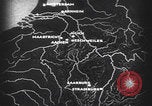 Immagine di Le truppe tedesche entrano nella città ricatturata WW2 Germania, 1944, secondo 1 filmato di repertorio 65675080056