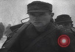 Immagine di Le truppe tedesche entrano nella città ricatturata WW2 Germania, 1944, secondo 14 filmato di repertorio 65675080056