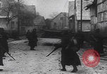 Immagine di Le truppe tedesche entrano nella città ricatturata WW2 Germania, 1944, secondo 15 filmato di repertorio 65675080056