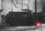 Immagine di Le truppe tedesche entrano nella città ricatturata WW2 Germania, 1944, secondo 18 filmato di repertorio 65675080056
