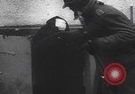 Immagine di Le truppe tedesche entrano nella città ricatturata WW2 Germania, 1944, secondo 23 filmato di repertorio 65675080056