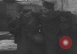 Immagine di Le truppe tedesche entrano nella città ricatturata WW2 Germania, 1944, secondo 55 filmato di repertorio 65675080056
