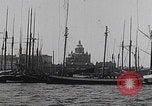 Immagine di scene della città vintage di Helsinki in Finlandia Helsinki Finlandia, 1923, secondo 20 filmato di repertorio 65675080070