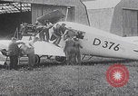 Immagine di Aeroporto Oberwiesenfeld Monaco Monaco di Baviera Germania, 1923, secondo 13 filmato di repertorio 65675080071