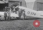 Immagine di Aeroporto Oberwiesenfeld Monaco Monaco di Baviera Germania, 1923, secondo 15 filmato di repertorio 65675080071