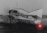 Standbild Badegäste am Plattensee Plattensee Ungarn, 1923, aus Sekunde 6 historischem Filmmaterial Videoclip 65675080073