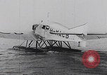 Standbild Badegäste am Plattensee Plattensee Ungarn, 1923, aus Sekunde 8 historischem Filmmaterial Videoclip 65675080073