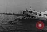 Standbild Badegäste am Plattensee Plattensee Ungarn, 1923, aus Sekunde 10 historischem Filmmaterial Videoclip 65675080073