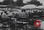 Standbild Badegäste am Plattensee Plattensee Ungarn, 1923, aus Sekunde 50 historischem Filmmaterial Videoclip 65675080073