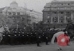 Standbild Istvan Horthy Beerdigung Budapest Budapest Ungarn, 1942, aus Sekunde 48 historischem Filmmaterial Videoclip 65675080077
