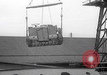 Standbild Laderampe für Matador-LKW-Chassis Vereinigtes Königreich, 1947, aus Sekunde 18 historischem Filmmaterial Videoclip 65675080088