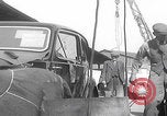 Standbild 1947 ausgelieferte Morris Eight Series E-Limousinen Vereinigtes Königreich, 1947, aus Sekunde 19 historischem Filmmaterial Videoclip 65675080089