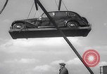 Standbild Britische Automobilexporte Vereinigtes Königreich, 1947, aus Sekunde 45 historischem Filmmaterial Videoclip 65675080090
