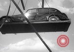 Standbild Britische Automobilexporte Vereinigtes Königreich, 1947, aus Sekunde 48 historischem Filmmaterial Videoclip 65675080090