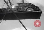 Standbild Britische Automobilexporte Vereinigtes Königreich, 1947, aus Sekunde 50 historischem Filmmaterial Videoclip 65675080090