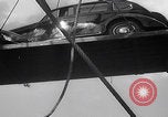 Standbild Britische Automobilexporte Vereinigtes Königreich, 1947, aus Sekunde 53 historischem Filmmaterial Videoclip 65675080090