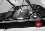 Standbild Britische Automobilexporte Vereinigtes Königreich, 1947, aus Sekunde 56 historischem Filmmaterial Videoclip 65675080090