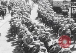 Image 81st soldats de la Division d'infanterie quittent Hawaï Honolulu Hawaii USA, 1944, de la seconde 20 séquences d'archives historiques vidéo 65675080154