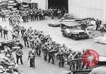 Image 81st soldats de la Division d'infanterie quittent Hawaï Honolulu Hawaii USA, 1944, de la seconde 34 séquences d'archives historiques vidéo 65675080154
