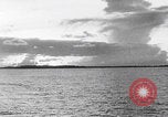 Image Les combattants attaquent l'île d'Angaur WW2 Îles Palaos d'Angaur, 1944, de la seconde 10 séquences d'archives historiques vidéo 65675080160