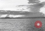 Image Les combattants attaquent l'île d'Angaur WW2 Îles Palaos d'Angaur, 1944, de la seconde 19 séquences d'archives historiques vidéo 65675080160