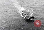 Image Les combattants attaquent l'île d'Angaur WW2 Îles Palaos d'Angaur, 1944, de la seconde 23 séquences d'archives historiques vidéo 65675080160