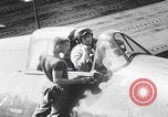 Image Les combattants attaquent l'île d'Angaur WW2 Îles Palaos d'Angaur, 1944, de la seconde 29 séquences d'archives historiques vidéo 65675080160