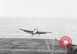 Image Les combattants attaquent l'île d'Angaur WW2 Îles Palaos d'Angaur, 1944, de la seconde 54 séquences d'archives historiques vidéo 65675080160