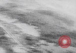 Image Red Beach Landing Angaur Îles Palaos d'Angaur, 1944, de la seconde 26 séquences d'archives historiques vidéo 65675080161