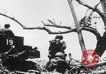 Image Des trous de bœuf japonais ont brûlé à Angaur Îles Palaos d'Angaur, 1944, de la seconde 24 séquences d'archives historiques vidéo 65675080162