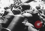 Image Des trous de bœuf japonais ont brûlé à Angaur Îles Palaos d'Angaur, 1944, de la seconde 26 séquences d'archives historiques vidéo 65675080162