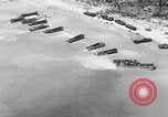 Image Des trous de bœuf japonais ont brûlé à Angaur Îles Palaos d'Angaur, 1944, de la seconde 55 séquences d'archives historiques vidéo 65675080162