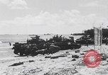 Image Bataille d'Angaur blessés WW2 Îles Palaos d'Angaur, 1944, de la seconde 5 séquences d'archives historiques vidéo 65675080163