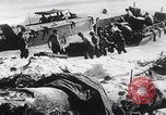 Image Bataille d'Angaur blessés WW2 Îles Palaos d'Angaur, 1944, de la seconde 25 séquences d'archives historiques vidéo 65675080163
