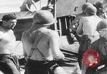 Image Bataille d'Angaur blessés WW2 Îles Palaos d'Angaur, 1944, de la seconde 28 séquences d'archives historiques vidéo 65675080163