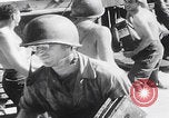 Image Bataille d'Angaur blessés WW2 Îles Palaos d'Angaur, 1944, de la seconde 30 séquences d'archives historiques vidéo 65675080163