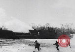 Image Bataille d'Angaur blessés WW2 Îles Palaos d'Angaur, 1944, de la seconde 34 séquences d'archives historiques vidéo 65675080163