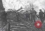 Image Des soldats explose des trous de renards japonais à Angaur WW2 Îles Palaos d'Angaur, 1944, de la seconde 48 séquences d'archives historiques vidéo 65675080164