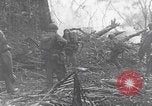 Image Des soldats explose des trous de renards japonais à Angaur WW2 Îles Palaos d'Angaur, 1944, de la seconde 55 séquences d'archives historiques vidéo 65675080164