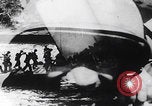 Image Les soldats se reposent pendant la bataille d'Angeur Îles Palaos d'Angaur, 1944, de la seconde 44 séquences d'archives historiques vidéo 65675080165